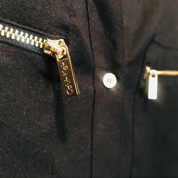 Calvin Klein button blouse in black and gold - Picture 2 of 4
